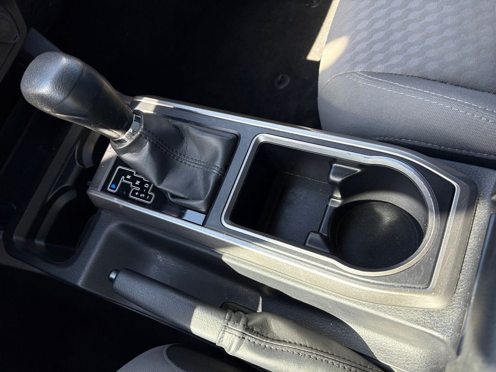 Used 2022 Toyota Tacoma SR5 Extended Cab