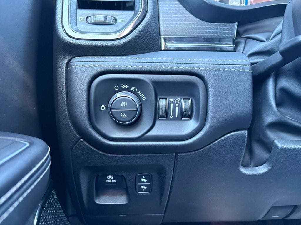 Used 2022 Ram 1500 Limited Crew Cab