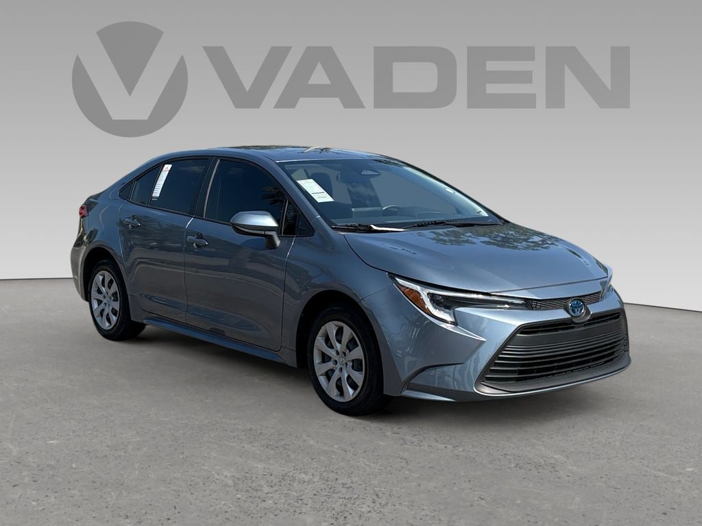 Used 2025 Toyota Corolla Hybrid Hybrid LE Sedan