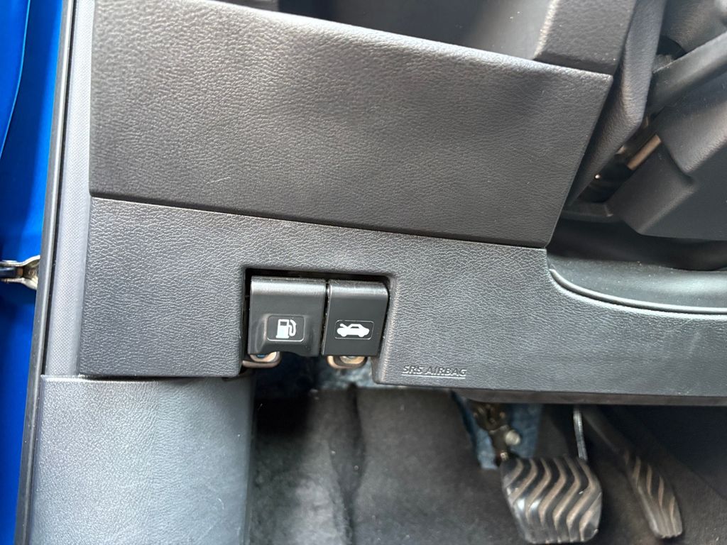 2021 Nissan Kicks SV photo 3