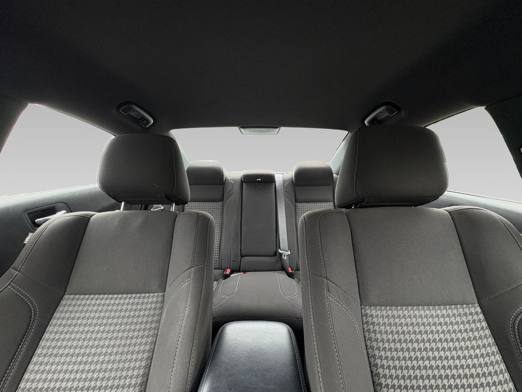 2023 Dodge Charger SXT photo 2