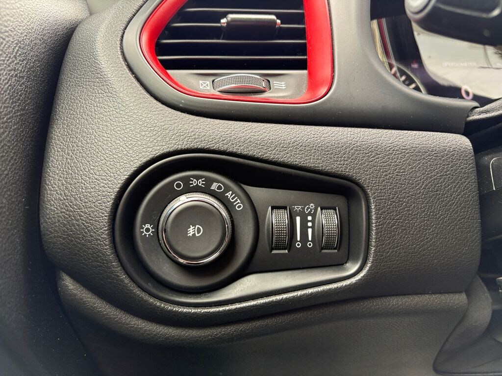 Used 2017 Jeep Renegade Trailhawk Sport Utility