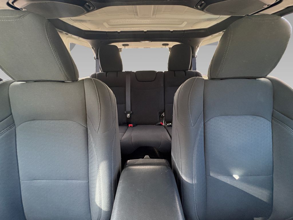 2021 Jeep Wrangler Unlimited Sport S photo 2
