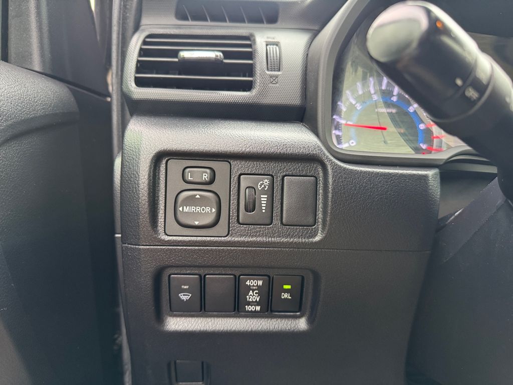 2019 Toyota 4Runner SR5 Premium photo 3
