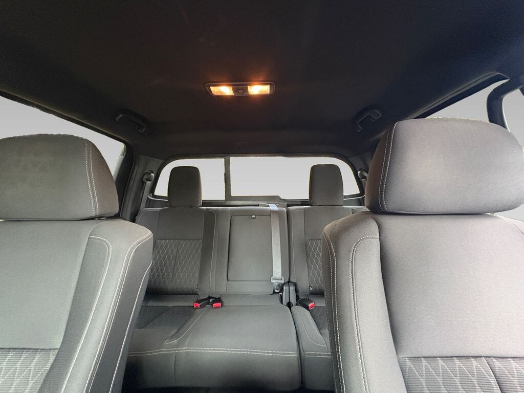 Used 2018 Nissan Titan SV Crew Cab