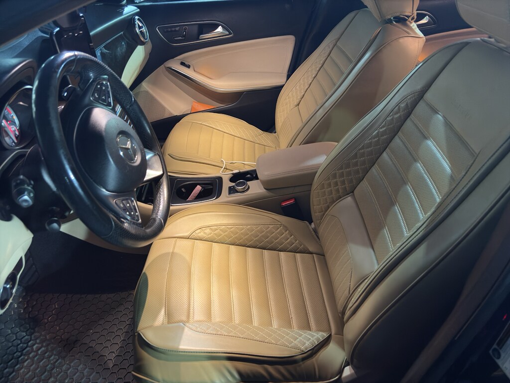 2017 Mercedes Benz GLA 250 photo 4