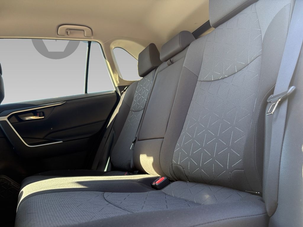 Used 2021 Toyota RAV4 XLE Sport Utility