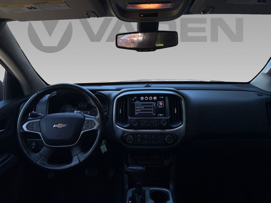 2016 Chevrolet Colorado LT photo 3