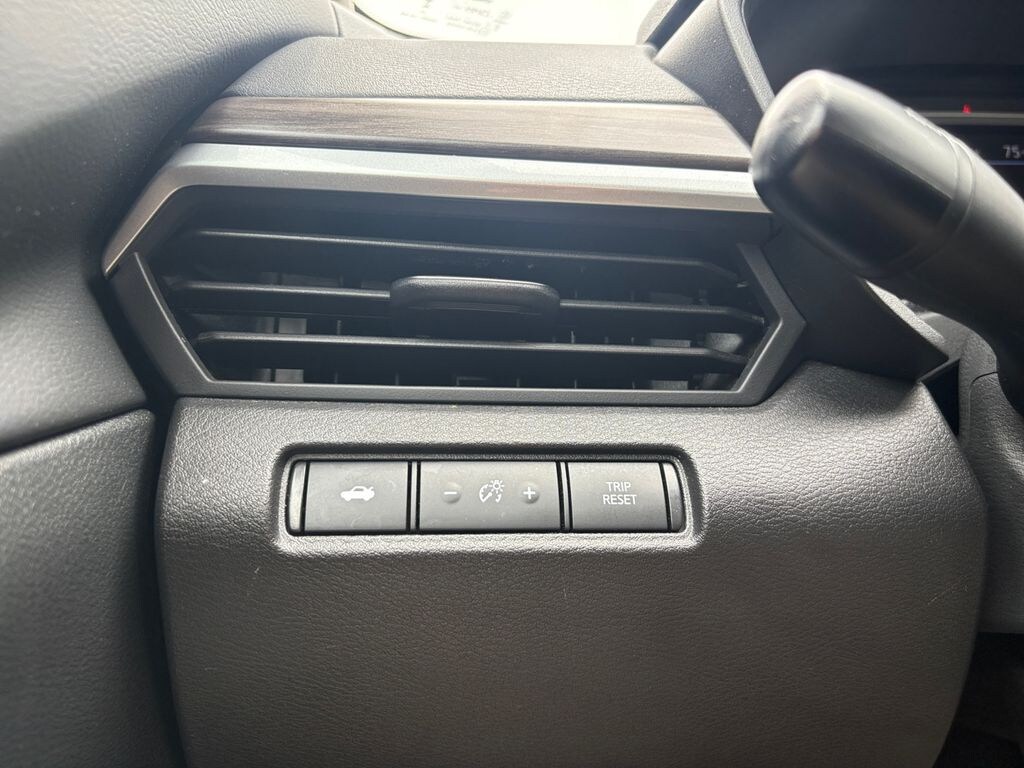 Used 2025 Nissan Altima SV Sedan