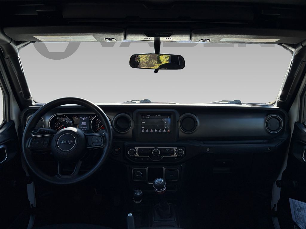 2023 Jeep Gladiator Sport photo 3