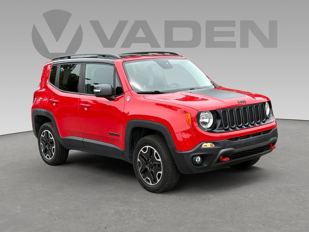 Used 2017 Jeep Renegade Trailhawk Sport Utility