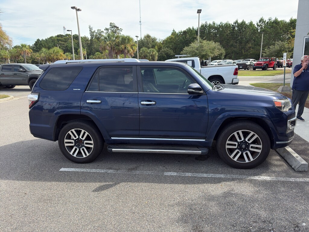 2020 Toyota 4Runner Limited photo 3