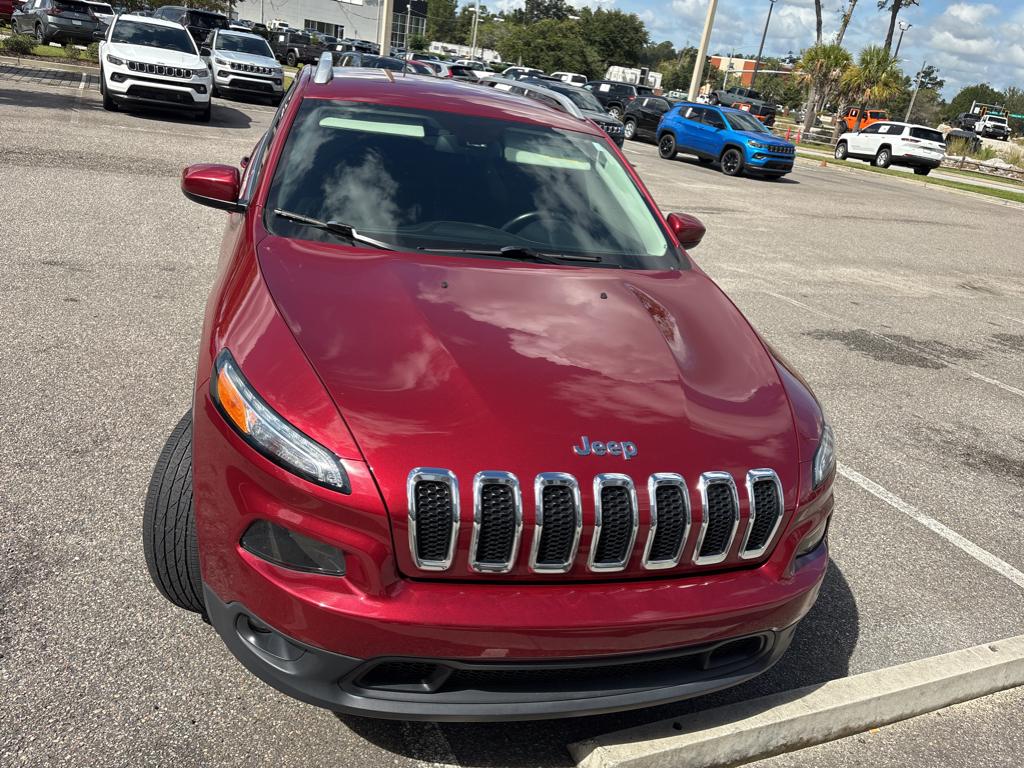 2017 Jeep Cherokee Latitude photo 3