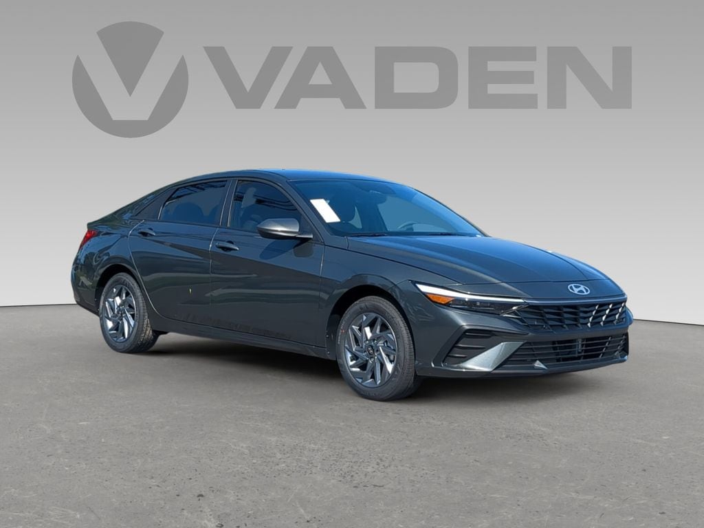 Used 2024 Hyundai Elantra Hybrid Blue Sedan