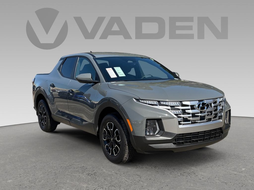 Used 2024 Hyundai Santa Cruz 2.5L SE Truck Crew Cab