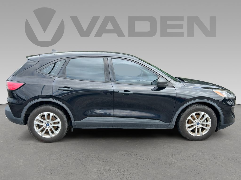 2020 Ford Escape S photo 2