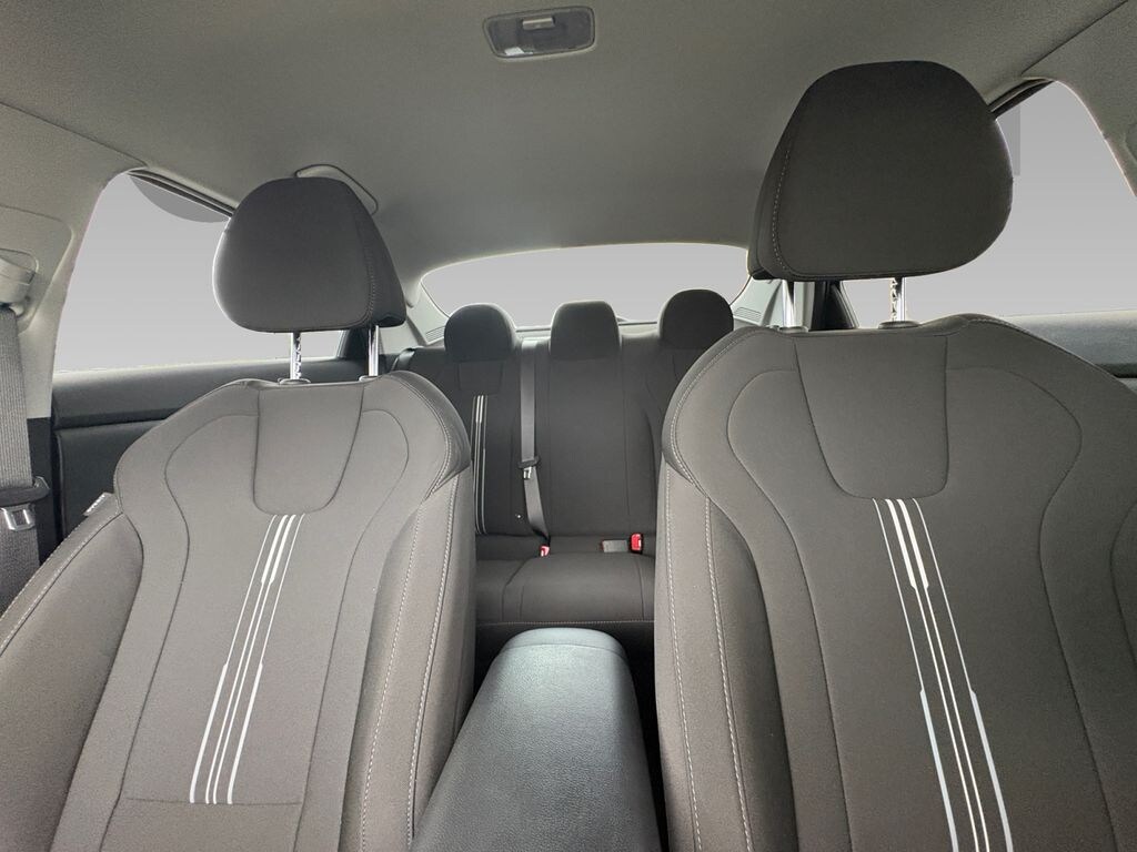 Used 2023 Hyundai Elantra SEL Sedan