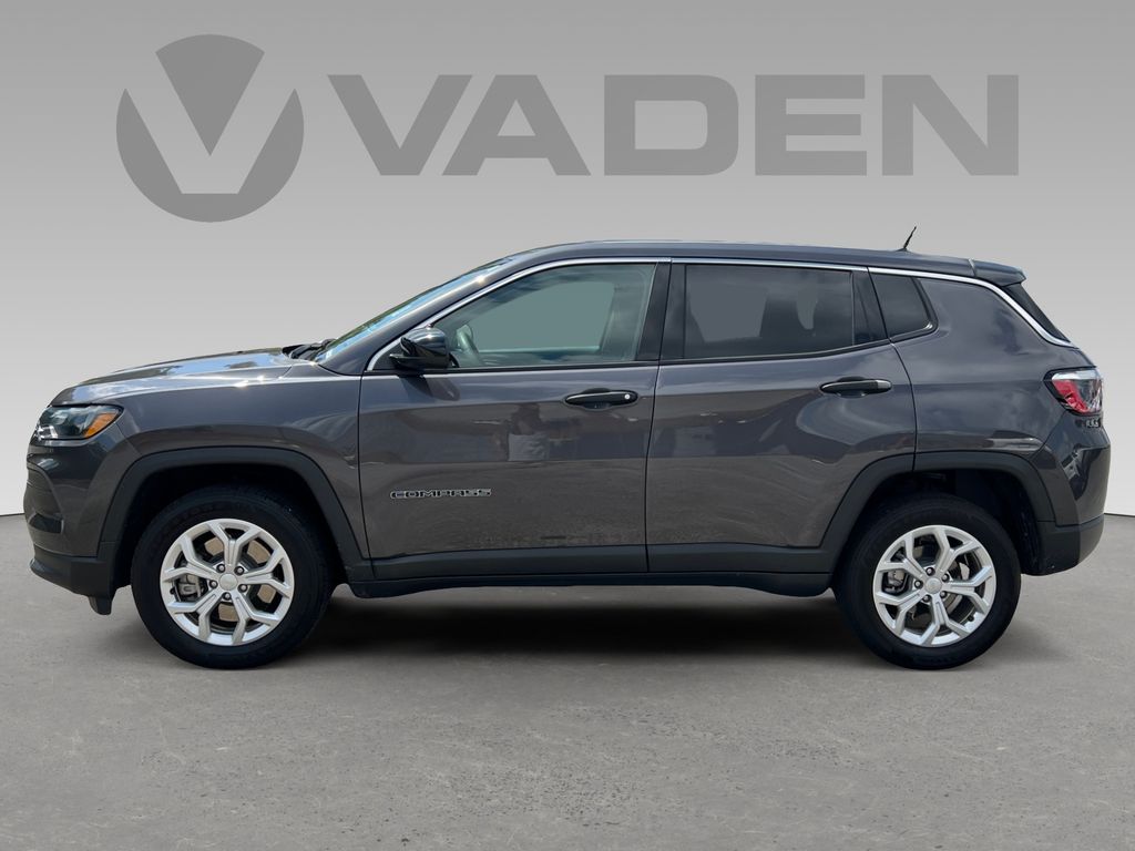 2024 Jeep Compass Sport photo 4