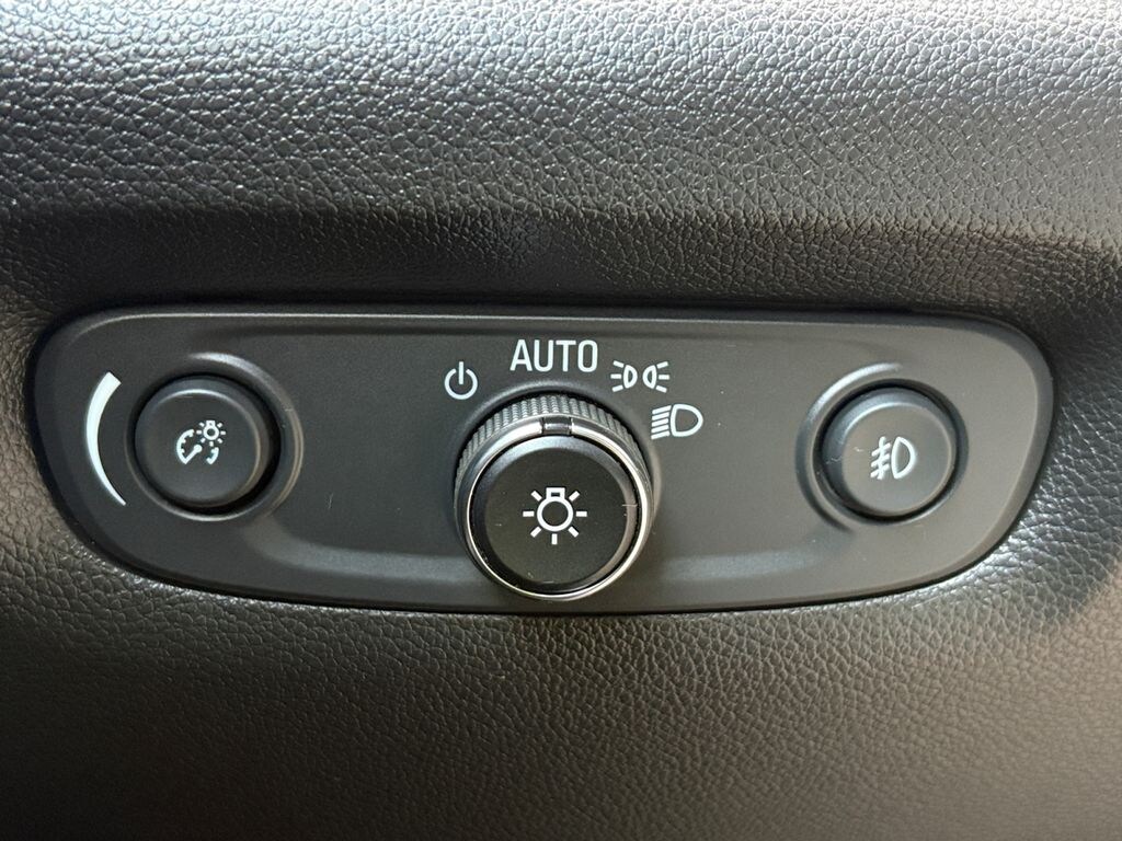 Used 2020 Chevrolet Traverse LT Leather SUV