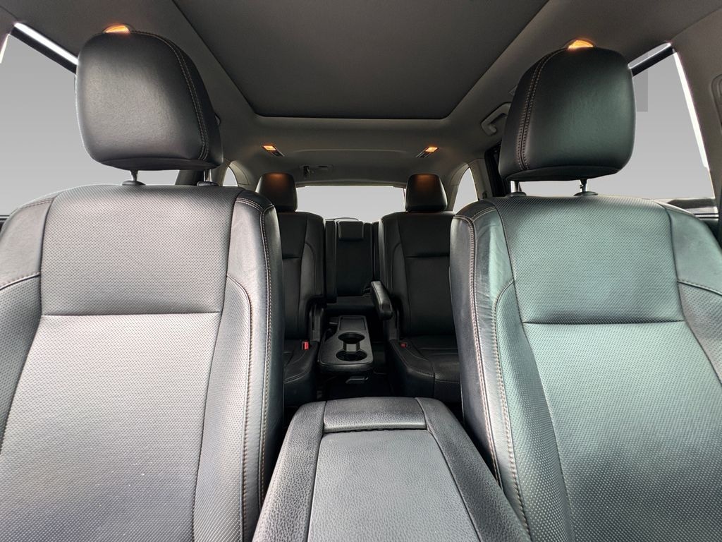 Used 2019 Toyota Highlander Limited Platinum V6 SUV