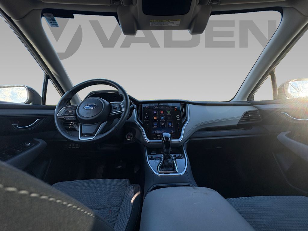 2020 Subaru Outback Premium photo 2