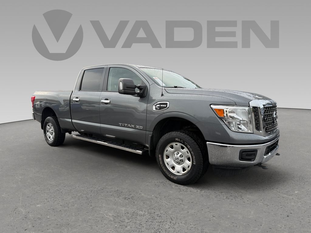 2017 Nissan Titan XD Truck Crew Cab 