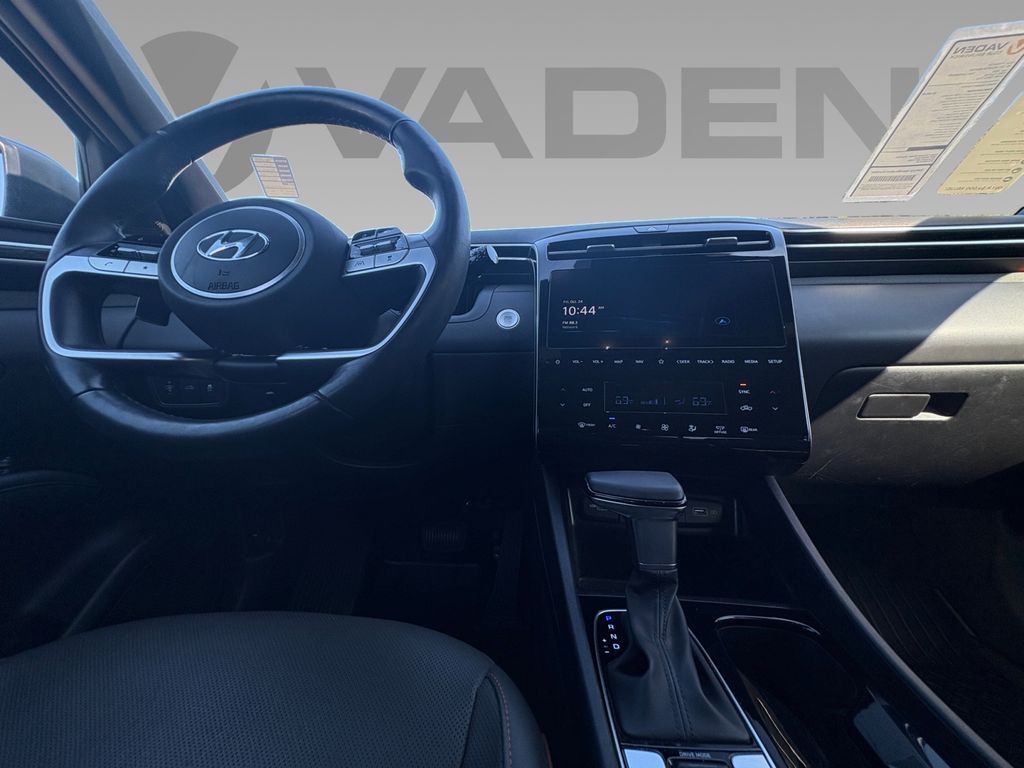 2023 Hyundai Santa Cruz Limited photo 3