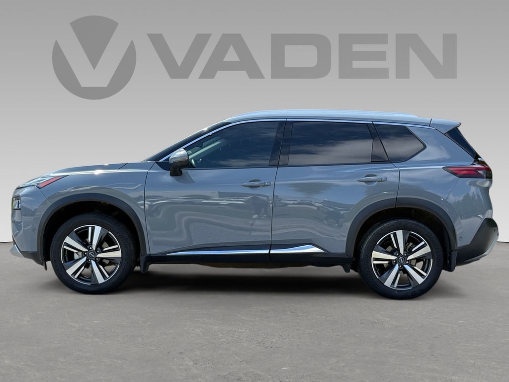 2023 Nissan Rogue Platinum photo 2