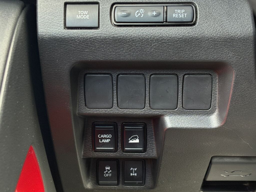 Used 2024 Nissan Frontier PRO-4X Crew Cab