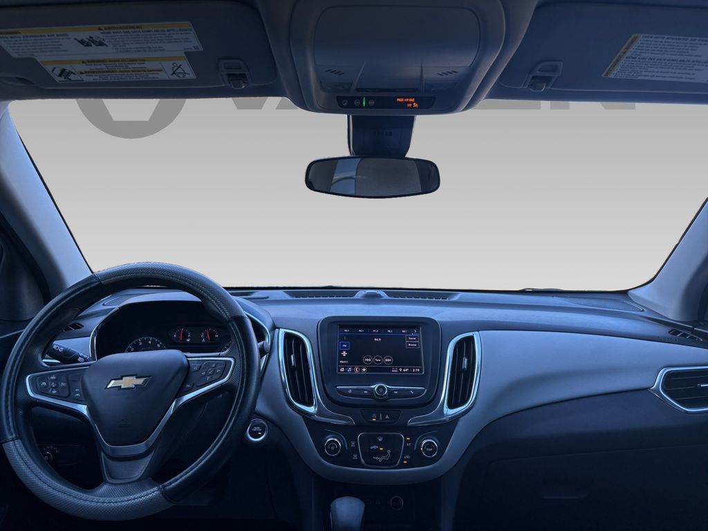 2023 Chevrolet Equinox LS photo 3