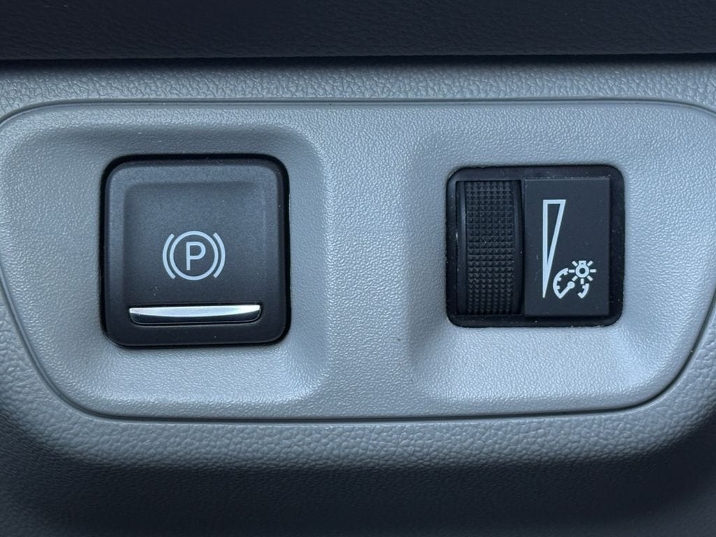 Used 2023 GMC Acadia SLT Sport Utility