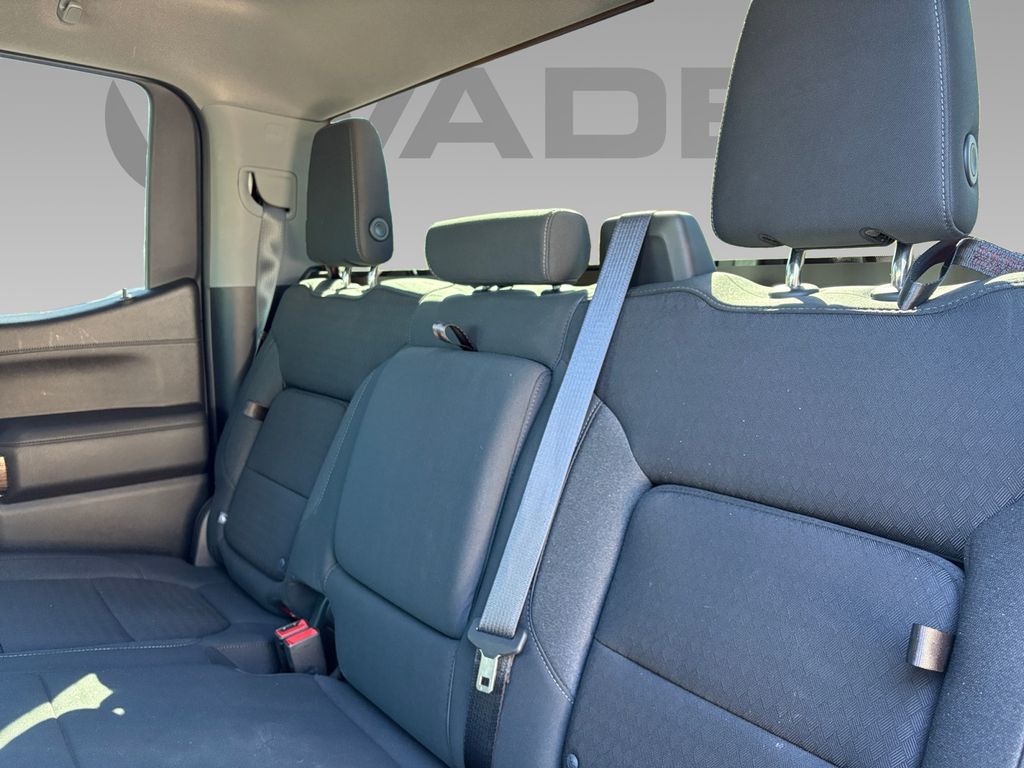 2021 Chevrolet Silverado 1500 LT Trail Boss photo 4