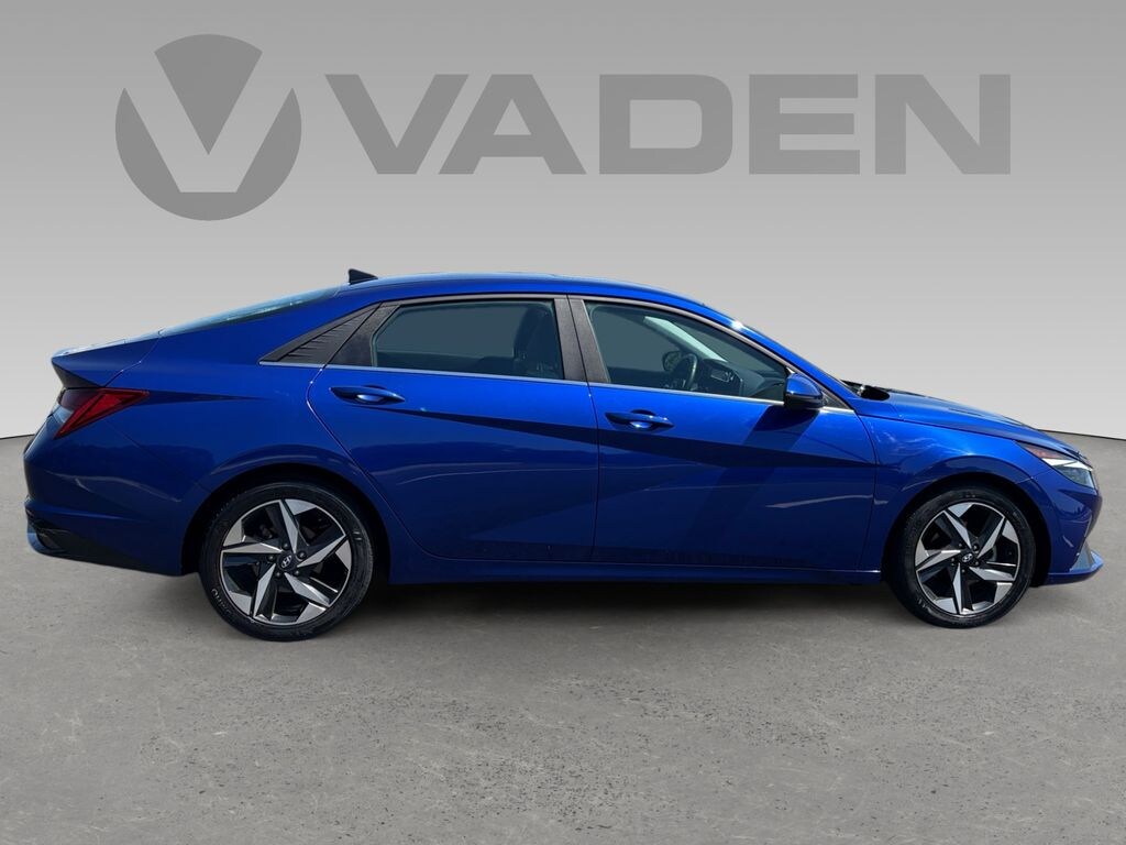 Used 2023 Hyundai Elantra Limited Sedan