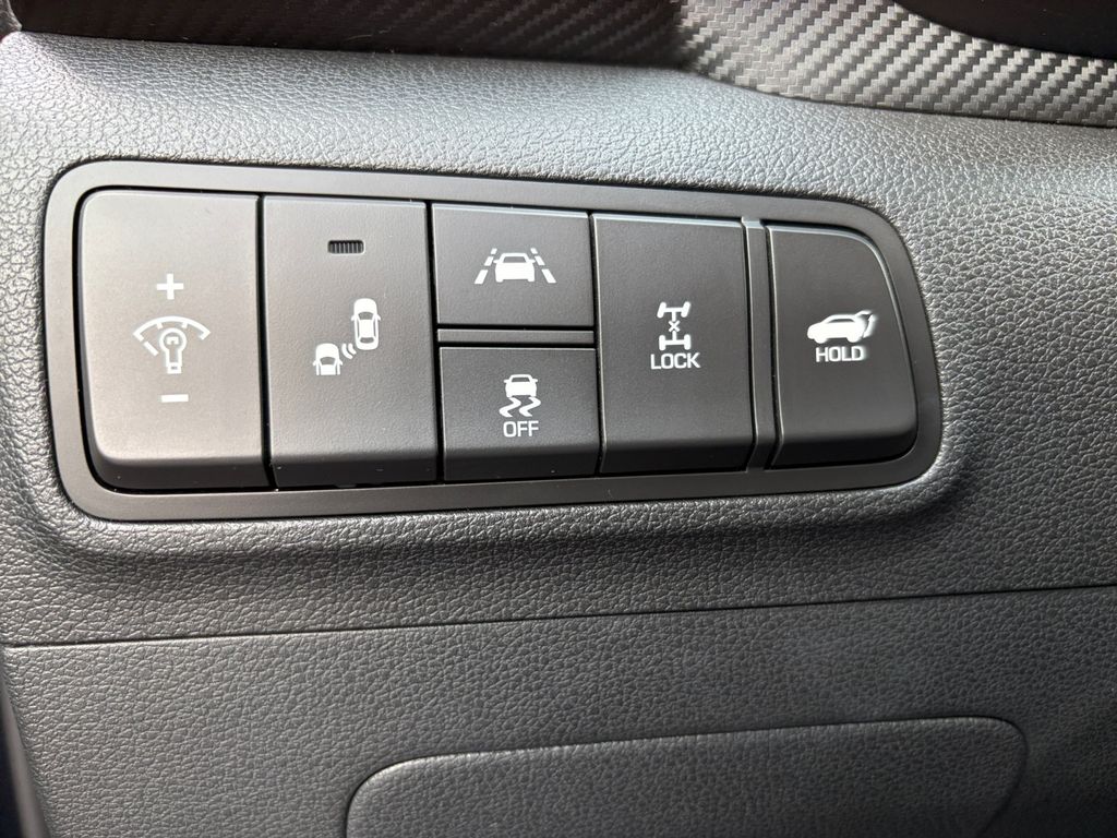 2019 Hyundai Tucson Sport photo 2
