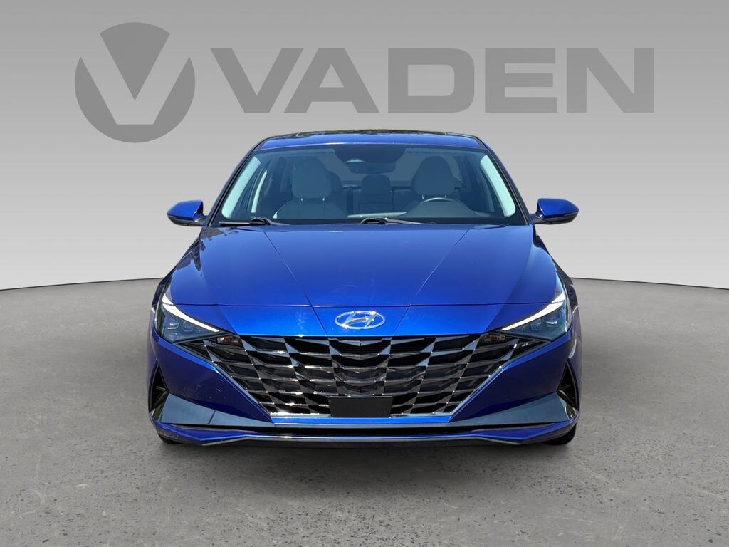 Used 2023 Hyundai Elantra Limited Sedan