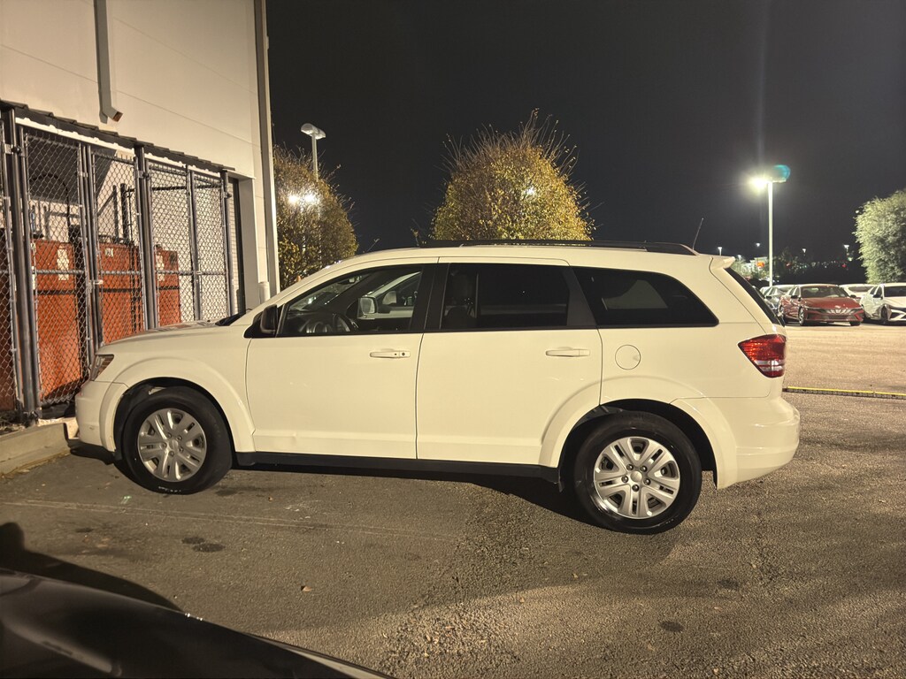 2020 Dodge Journey SE Value photo 2