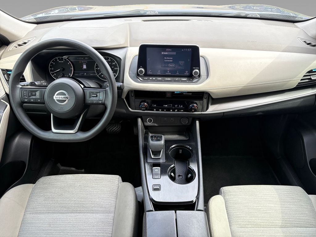 2021 Nissan Rogue SV photo 2