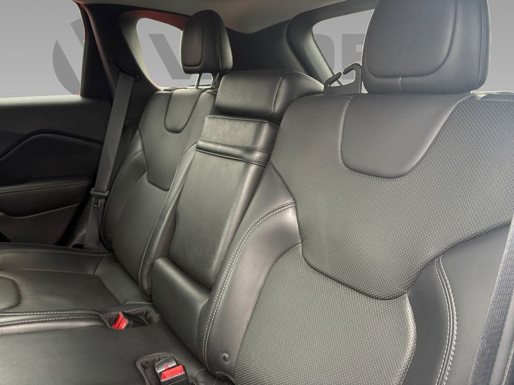 Used 2019 Jeep Cherokee Limited Sport Utility