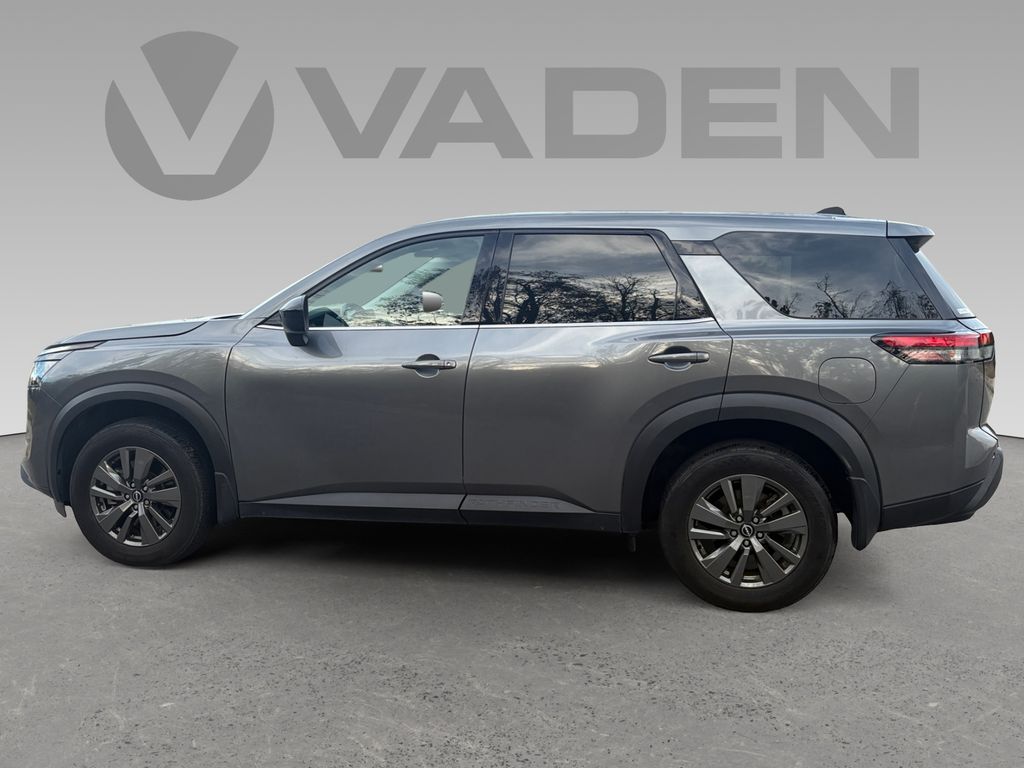 2024 Nissan Pathfinder S photo 2