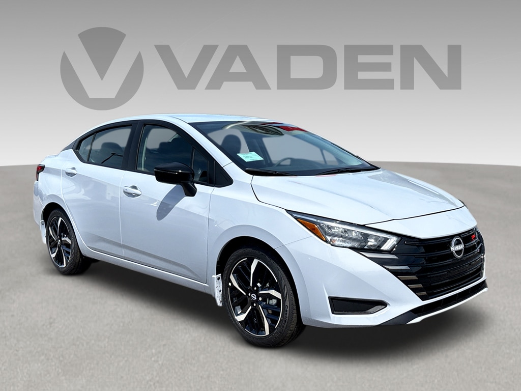 2025 Nissan Versa 1.6 SR CVT's photo