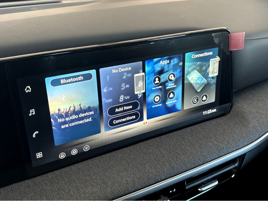 2026 Nissan KICKS 5