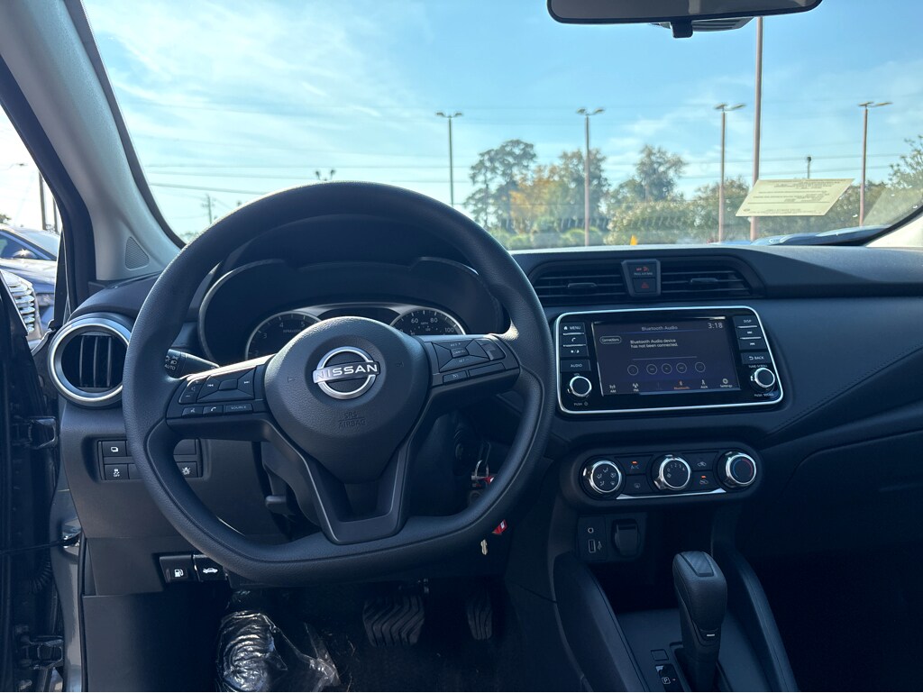 New 2025 Nissan Versa S S CVT