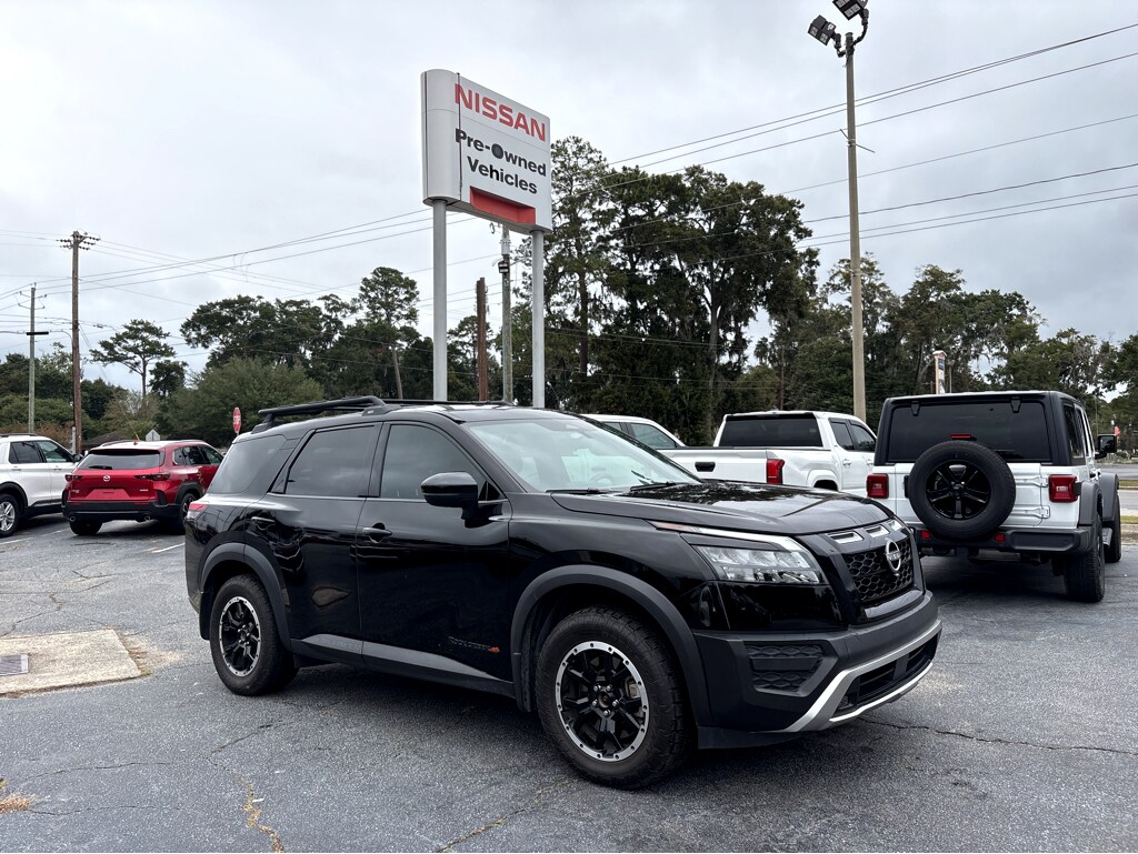 Used 2024 Nissan Pathfinder Rock Creek Rock Creek 4WD