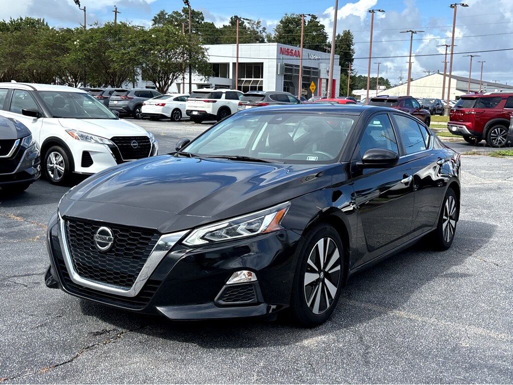 2021 Nissan Altima 2.5 SV photo 3