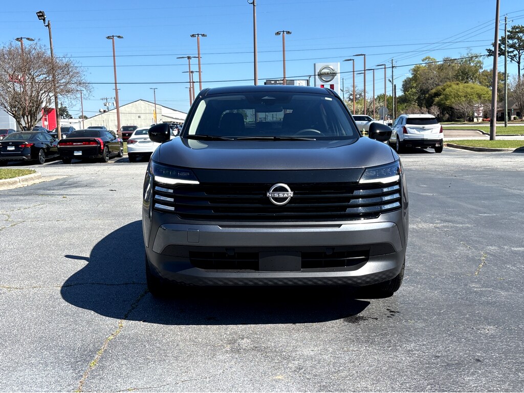 Used 2025 Nissan Kicks SV SV FWD
