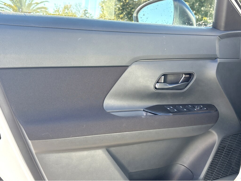 2026 Nissan KICKS 17