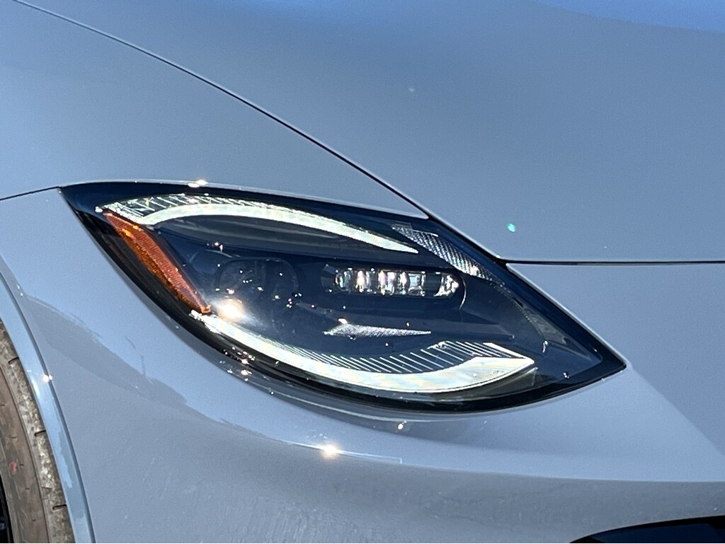 2024 Nissan Z Nismo photo 2