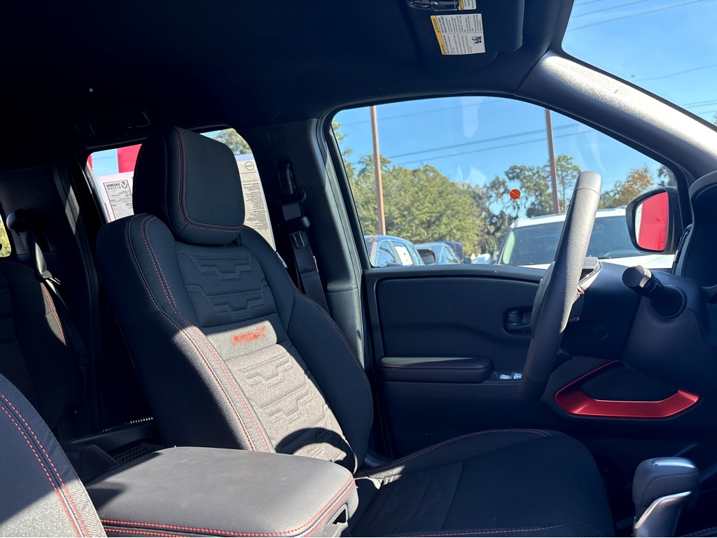 2026 Nissan Frontier 7