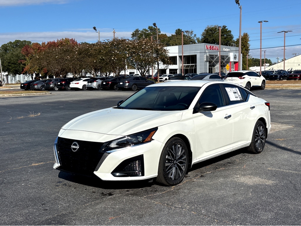 New 2025 Nissan Altima SV SV FWD