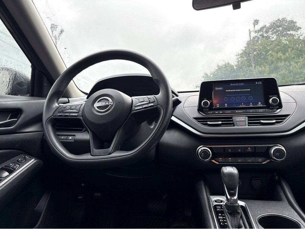 2024 Nissan Altima 2.5 S photo 4
